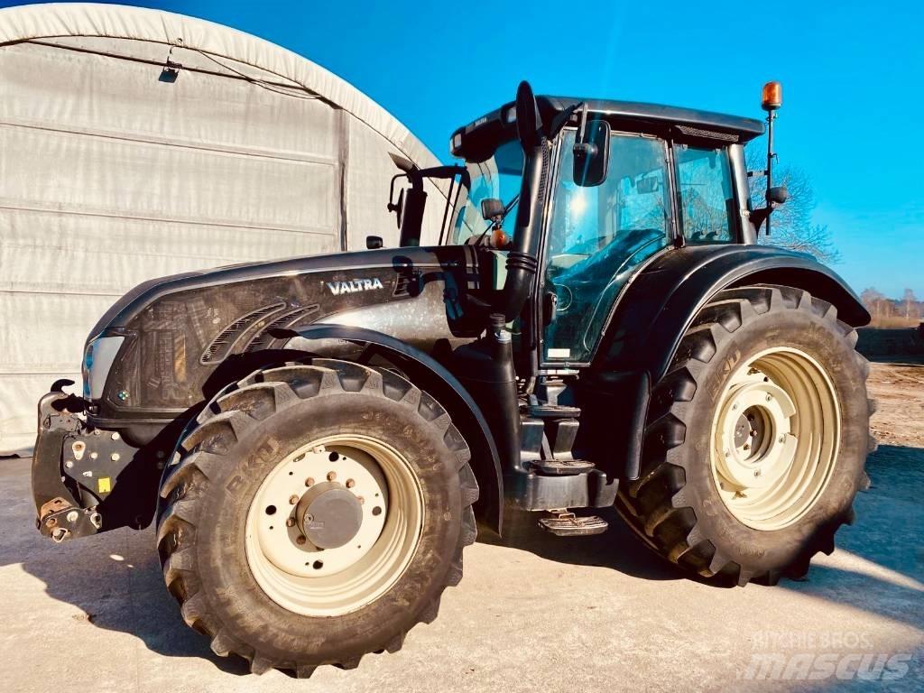Valtra T 203 拖拉机/农用车