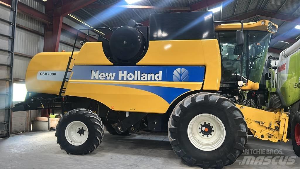 New Holland CSX 7080 联合收割机