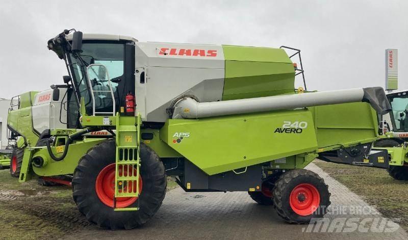 CLAAS AVERO 240 联合收割机