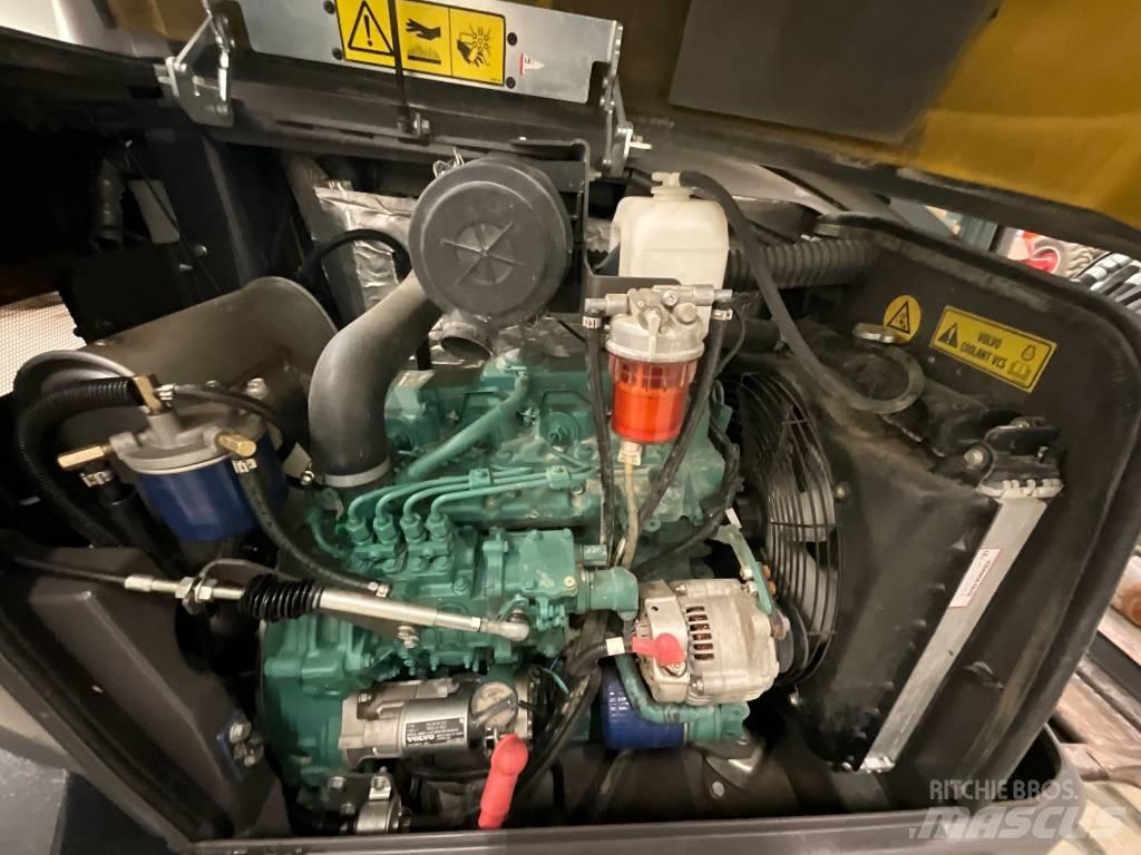 Volvo ECR 50 D 小型挖掘机
