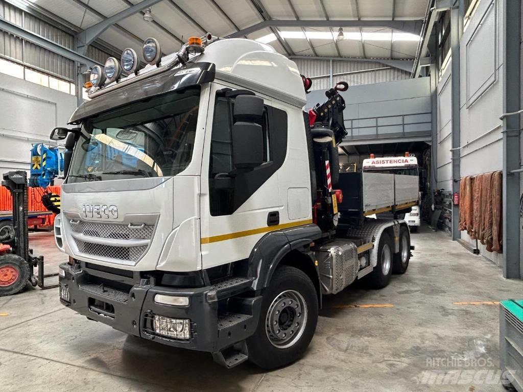 Iveco AT380T 牵引车