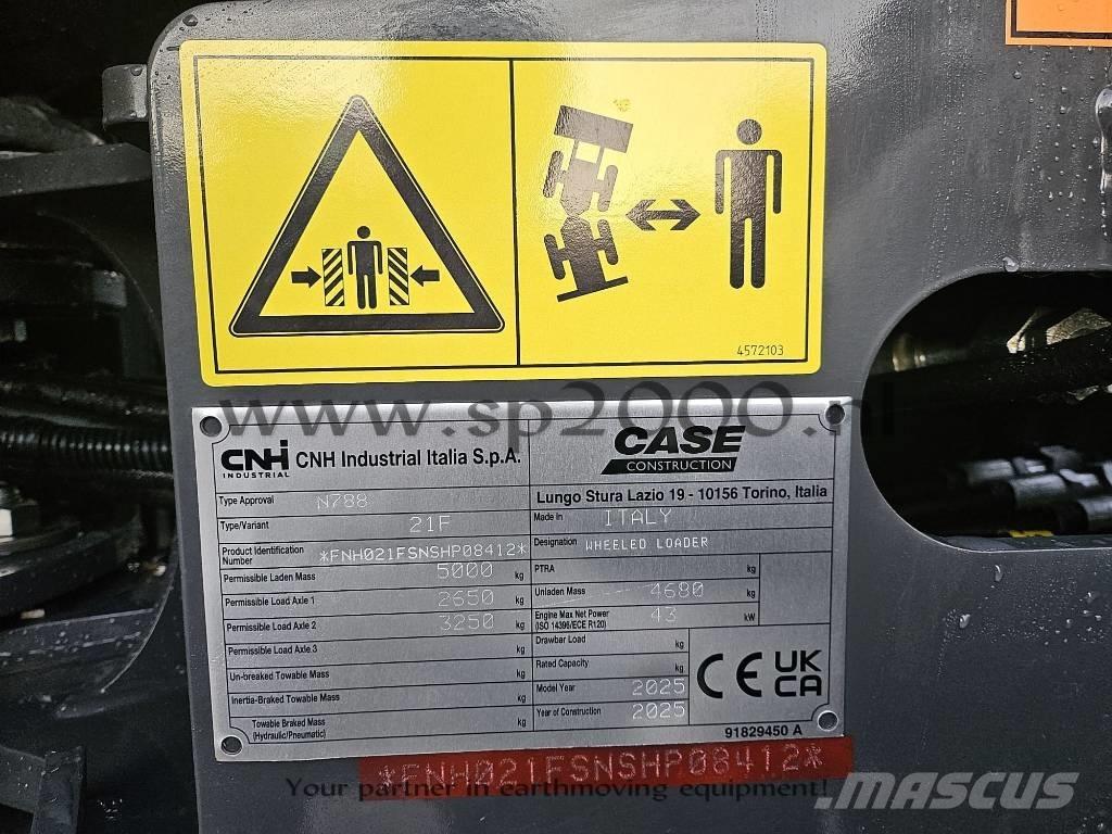 CASE 21F 小型装载机