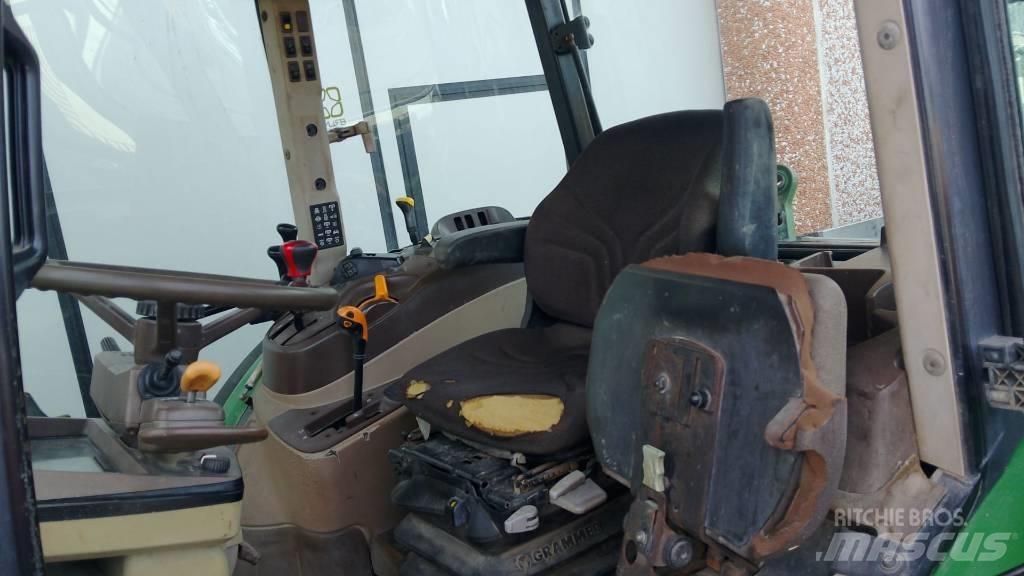 John Deere 5820 拖拉机/农用车
