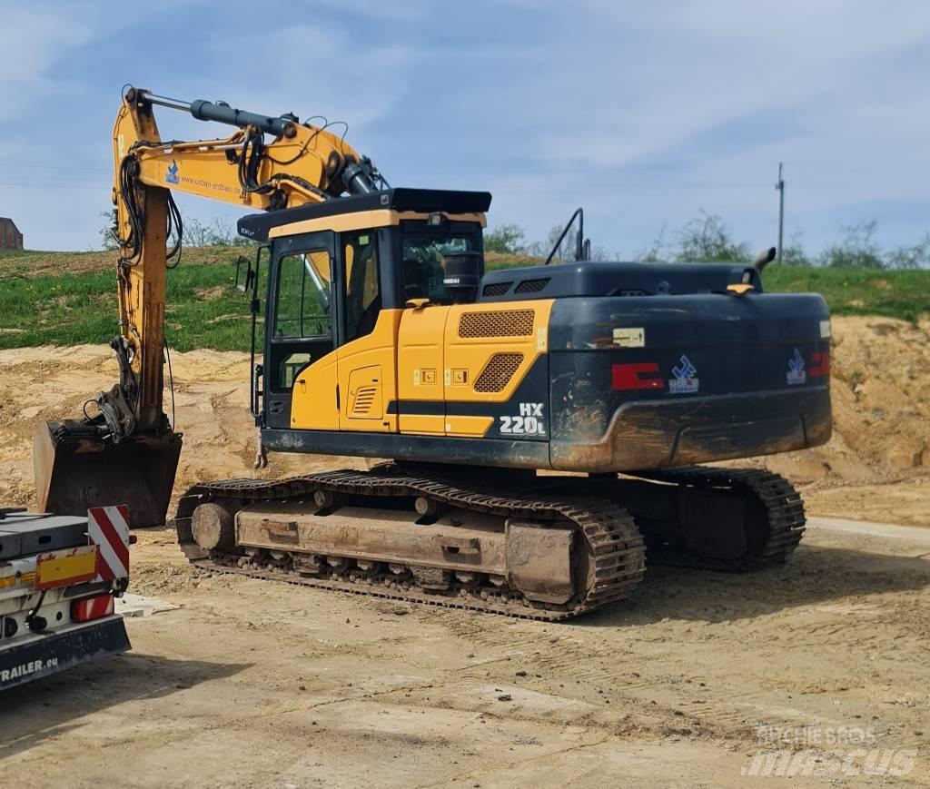 Hyundai HX 220 210 履带挖掘机