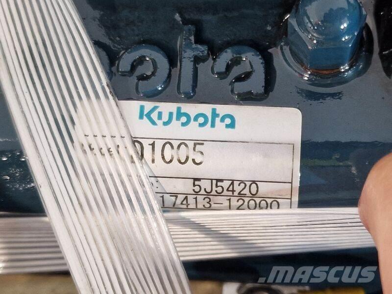 Kubota D1005 发动机