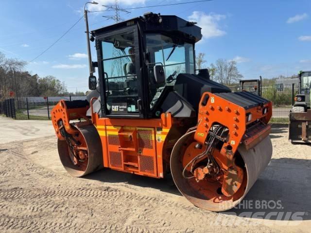 CAT CD10 单轮压路机