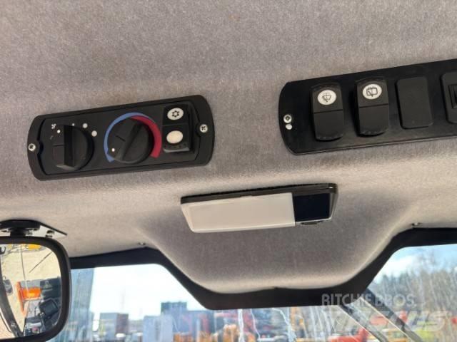 CAT CD10 单轮压路机