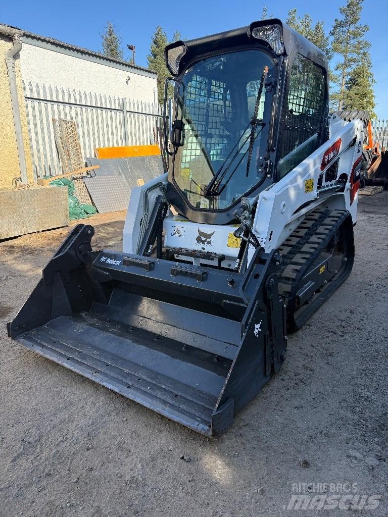 Bobcat T 450 滑移装载机