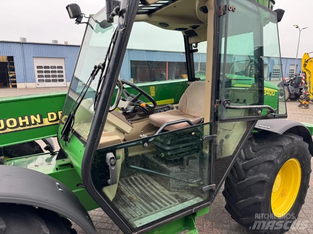 John Deere 3400 电动叉车
