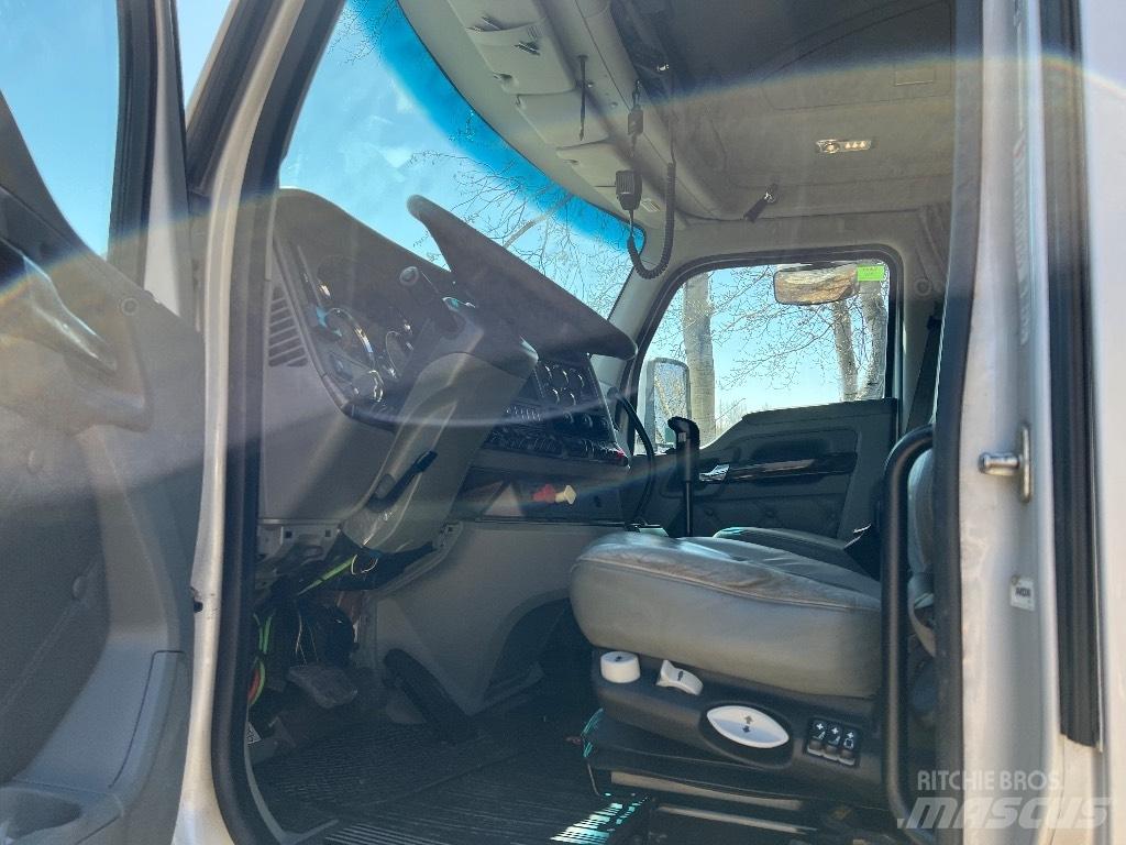 Kenworth T680 牵引车