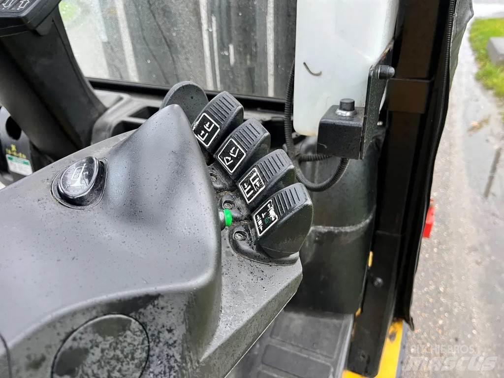 Yale GLP25VXE2170 天然气叉车