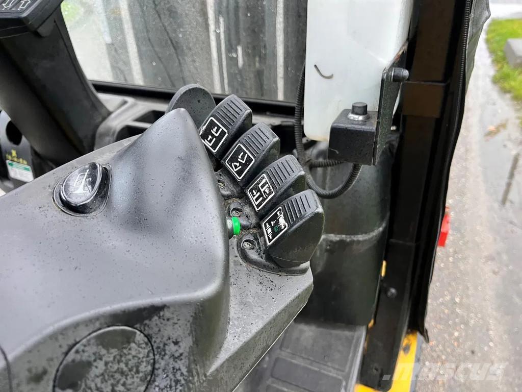 Yale GLP25VXE2170 天然气叉车