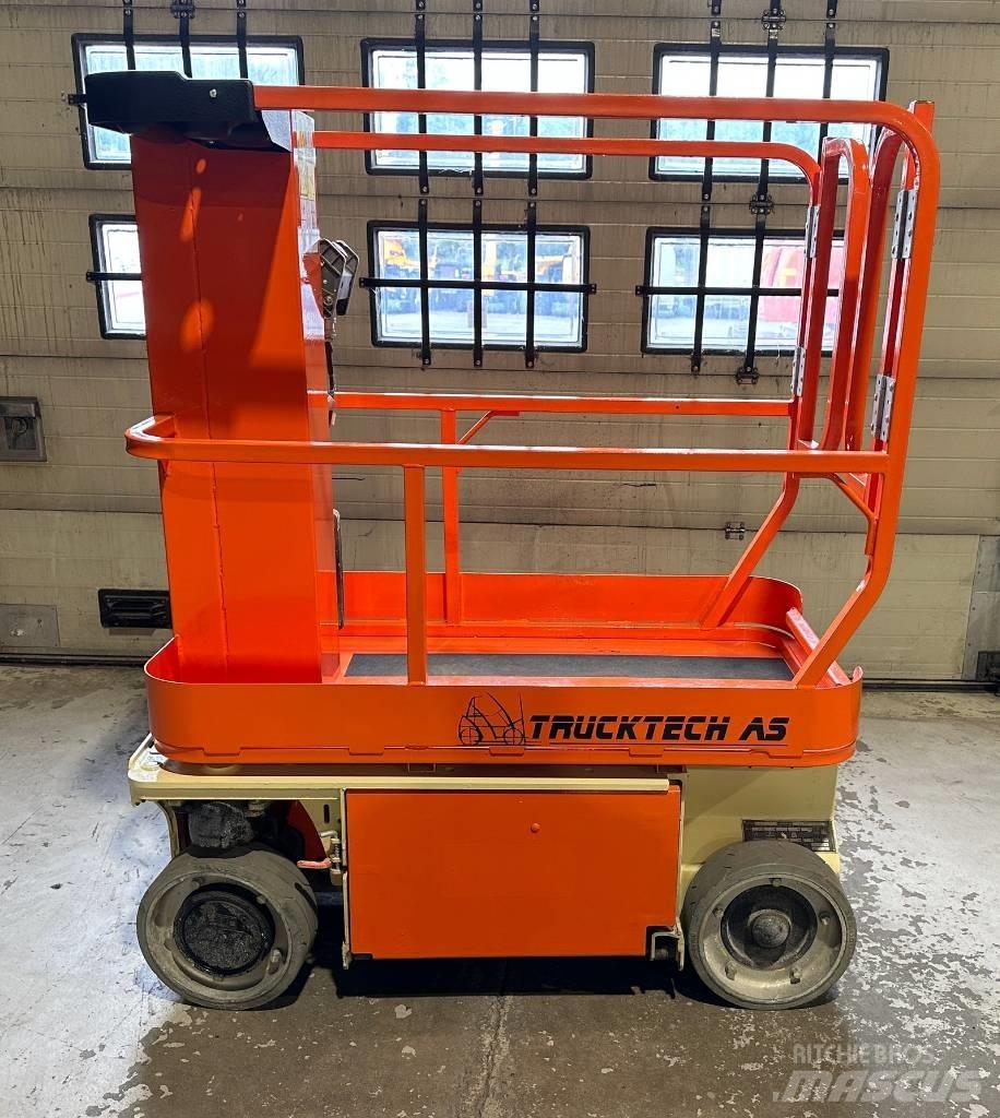 JLG 1230 ES 剪叉式升降机