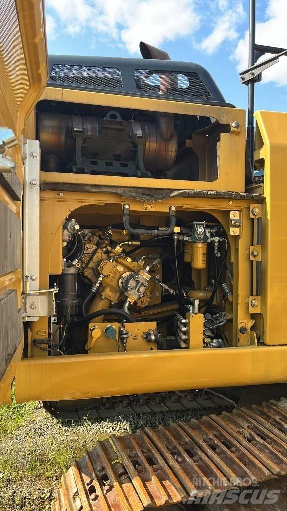CAT 324 E 履带挖掘机