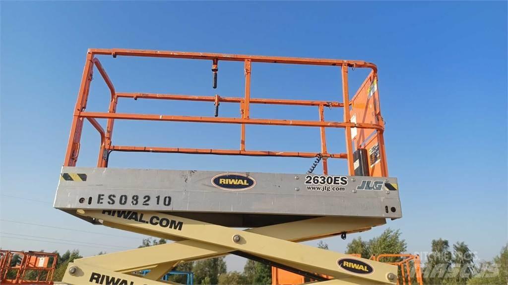 JLG 2630ES 剪叉式升降机