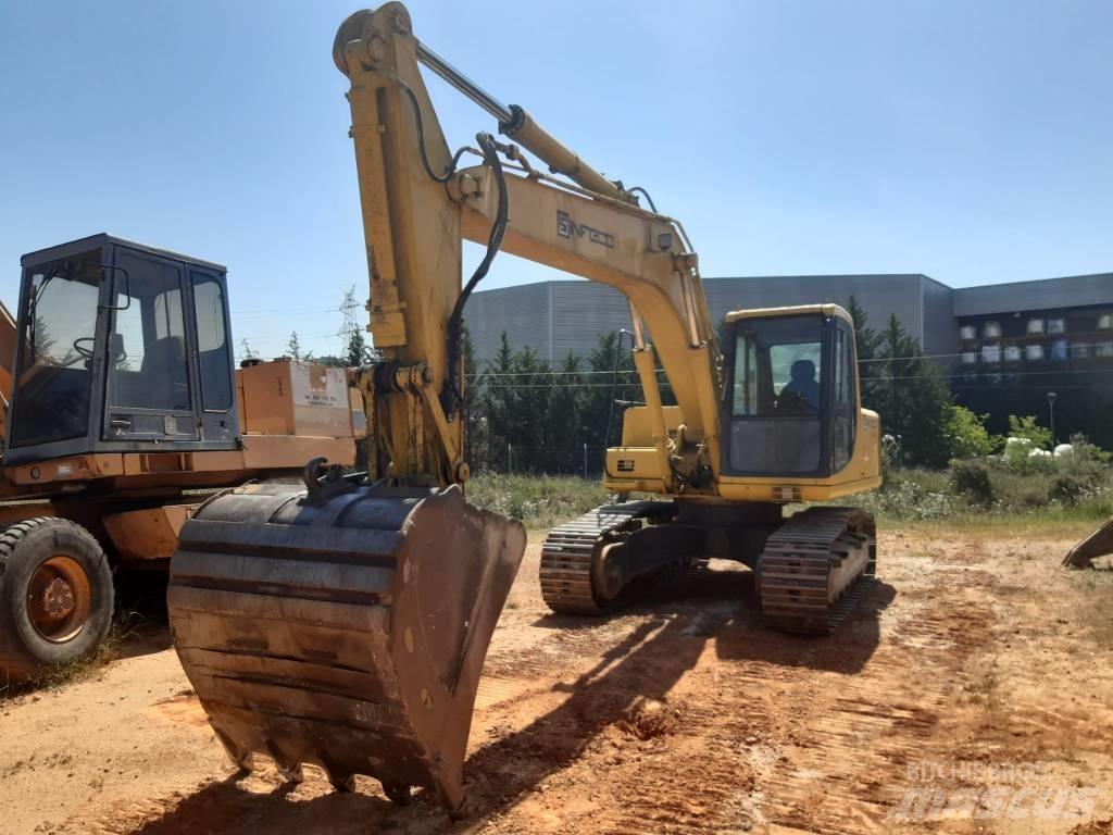 Komatsu PC200EN-6K 履带挖掘机
