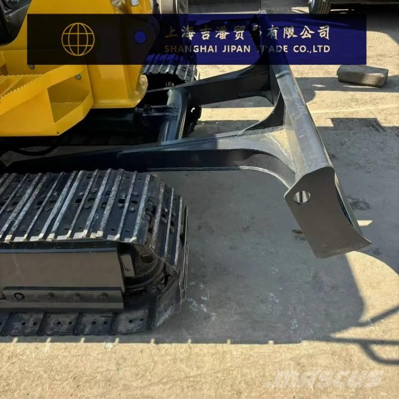Komatsu PC 56 小型挖掘机
