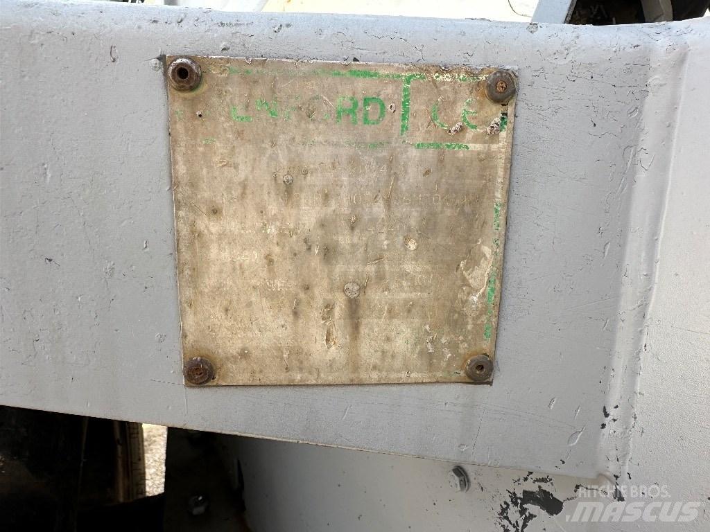 Benford TA6S 铰接式自卸车