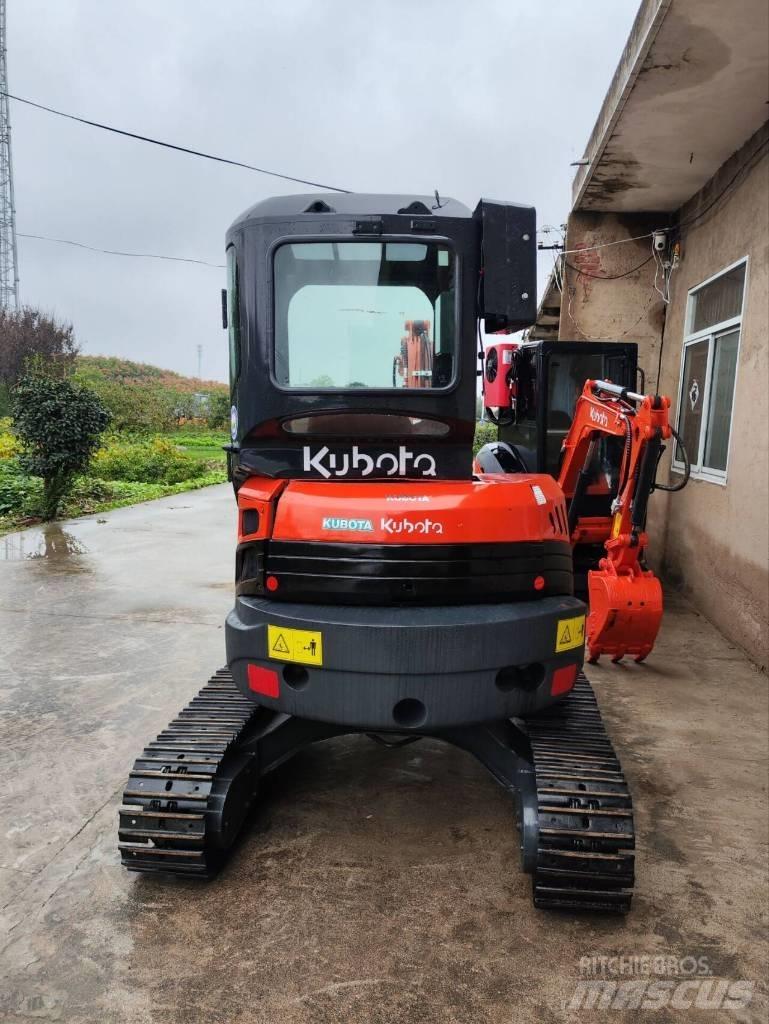 Kubota U 35 小型挖掘机