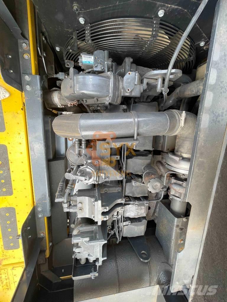 Komatsu PC 450-8 履带挖掘机