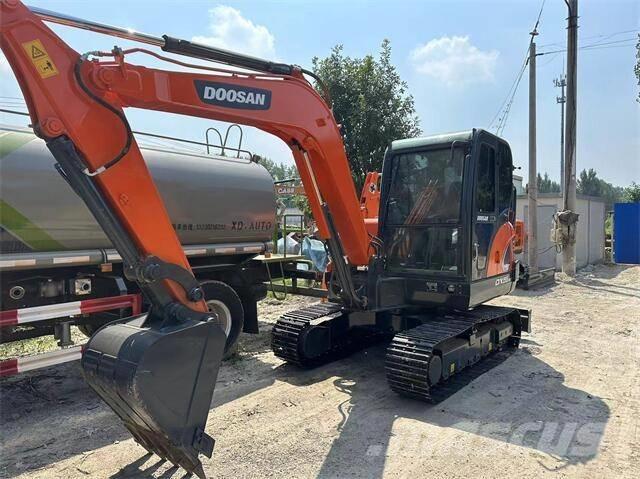 Doosan DX75 履带挖掘机