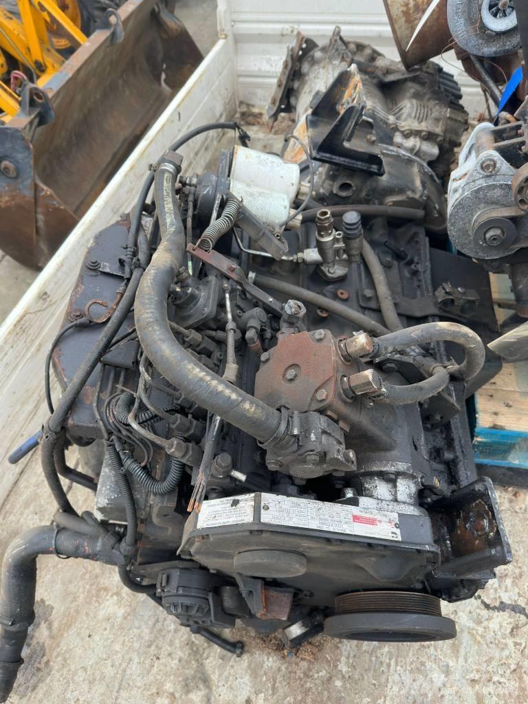 Cummins 359/5.9 发动机