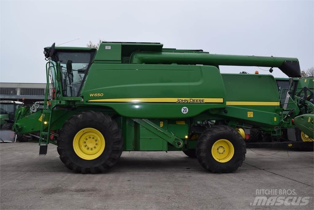 John Deere W 650 联合收割机