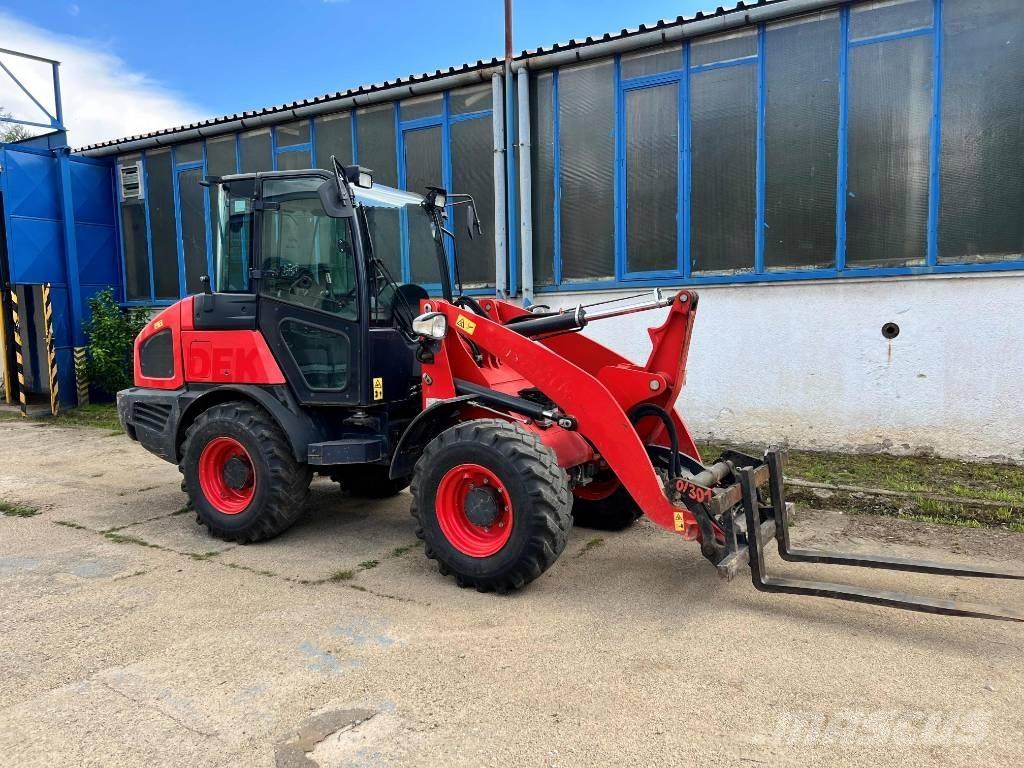 Kubota R082 轮式装载机