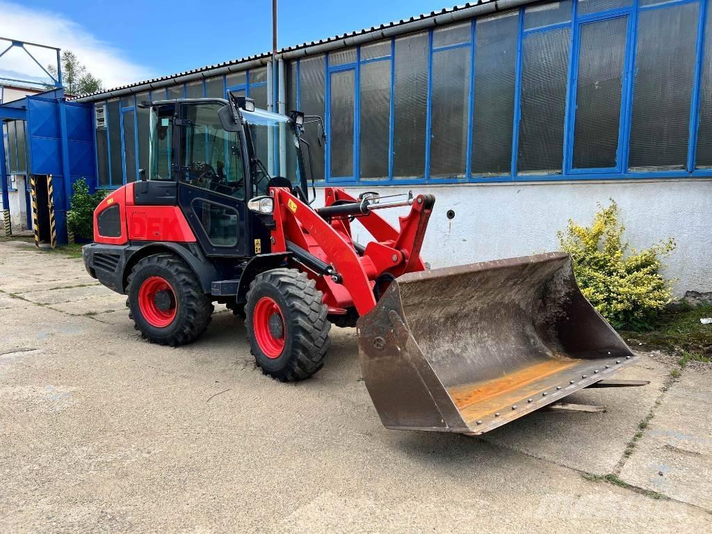Kubota R082 轮式装载机
