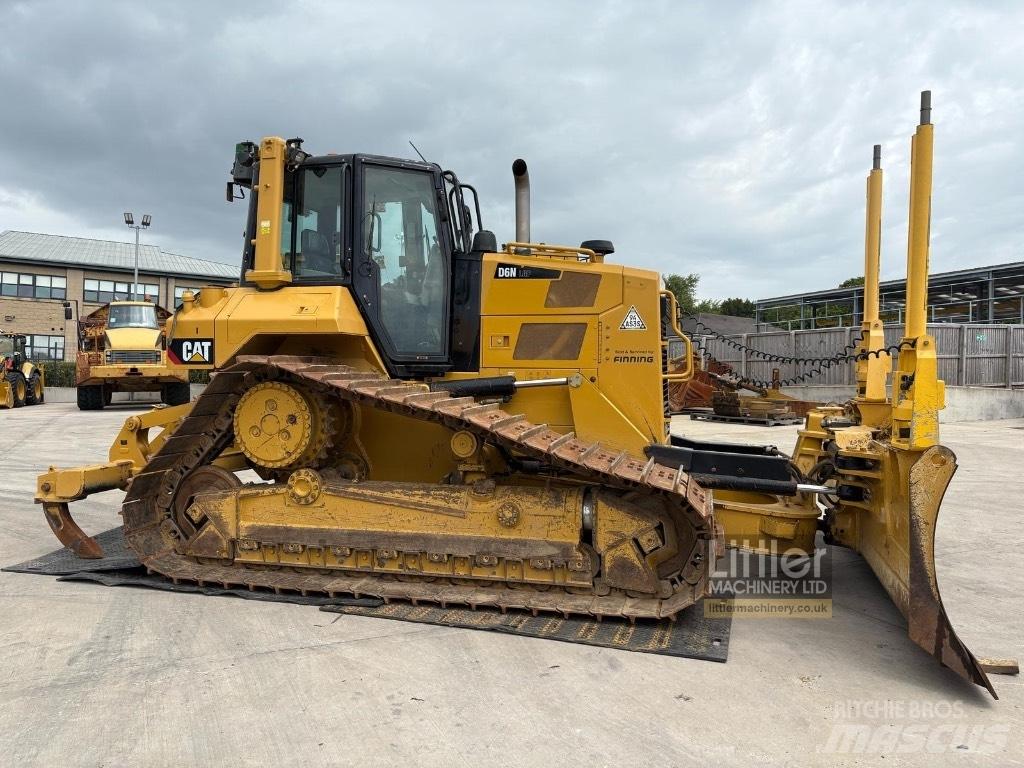 CAT D 6 N LGP 履带式推土机