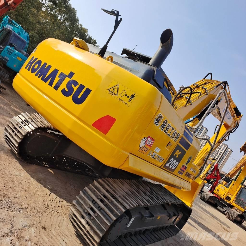 Komatsu PC 200-8 履带挖掘机