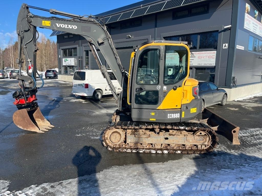 Volvo ECR 88 D 中型挖掘机