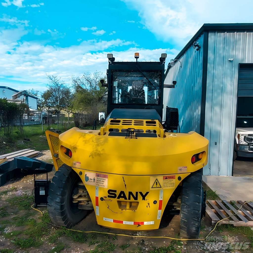 Sany SCP160H4 越野叉车|叉装车