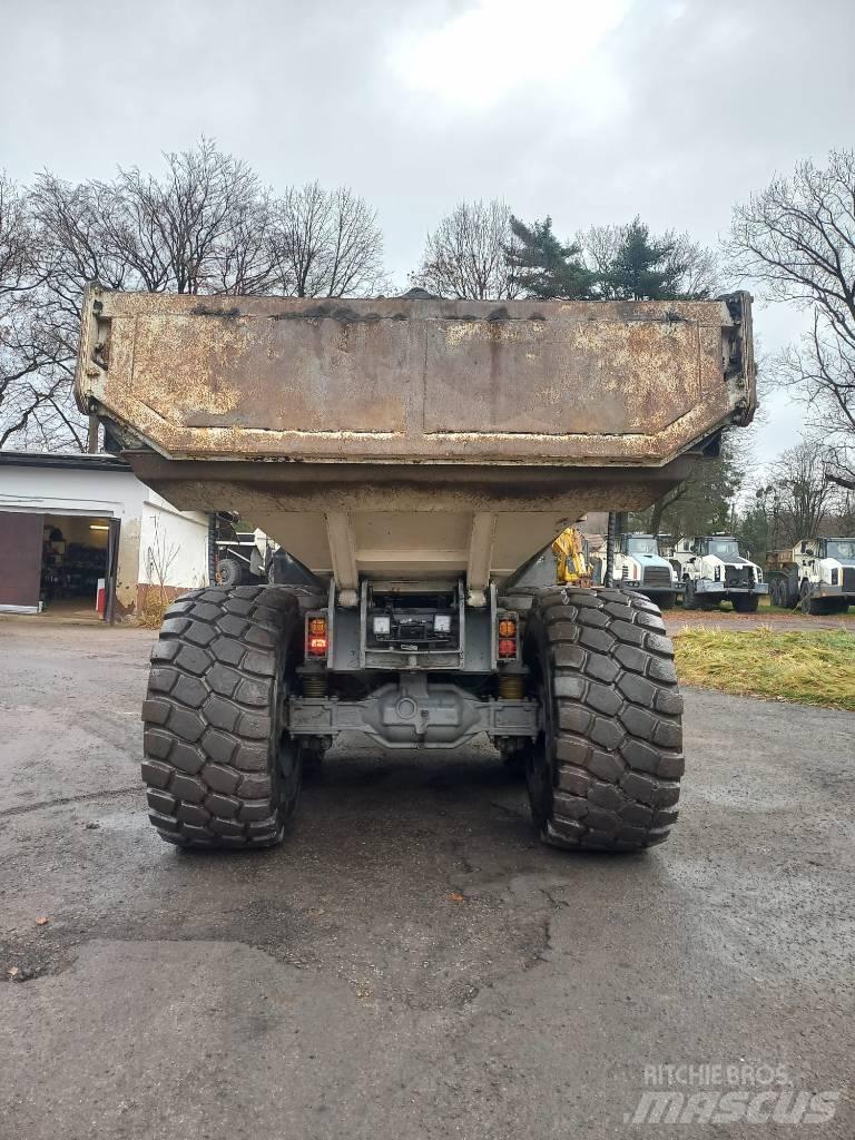 Terex TA 300 铰接式自卸车