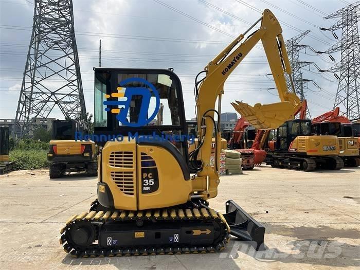 Komatsu PC 35 MR 小型挖掘机