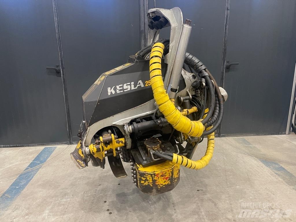 Kesla 25RH II 收割机