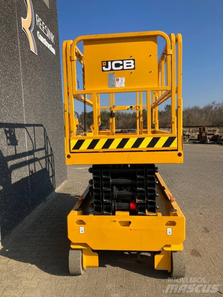 JCB S 3246 E 剪叉式升降机