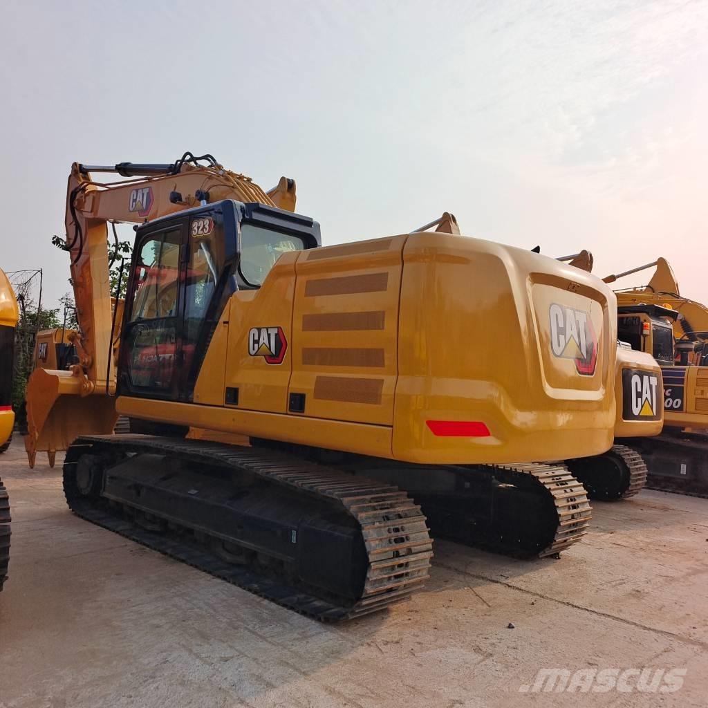 CAT 323 履带挖掘机