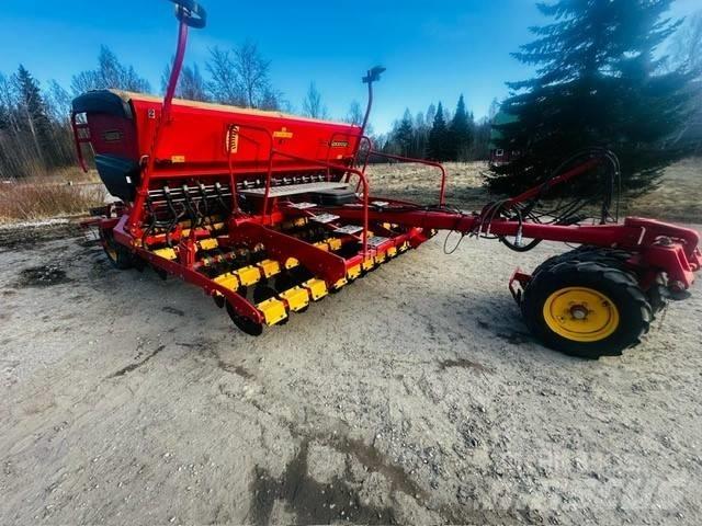 Väderstad Rapid400C 条播机