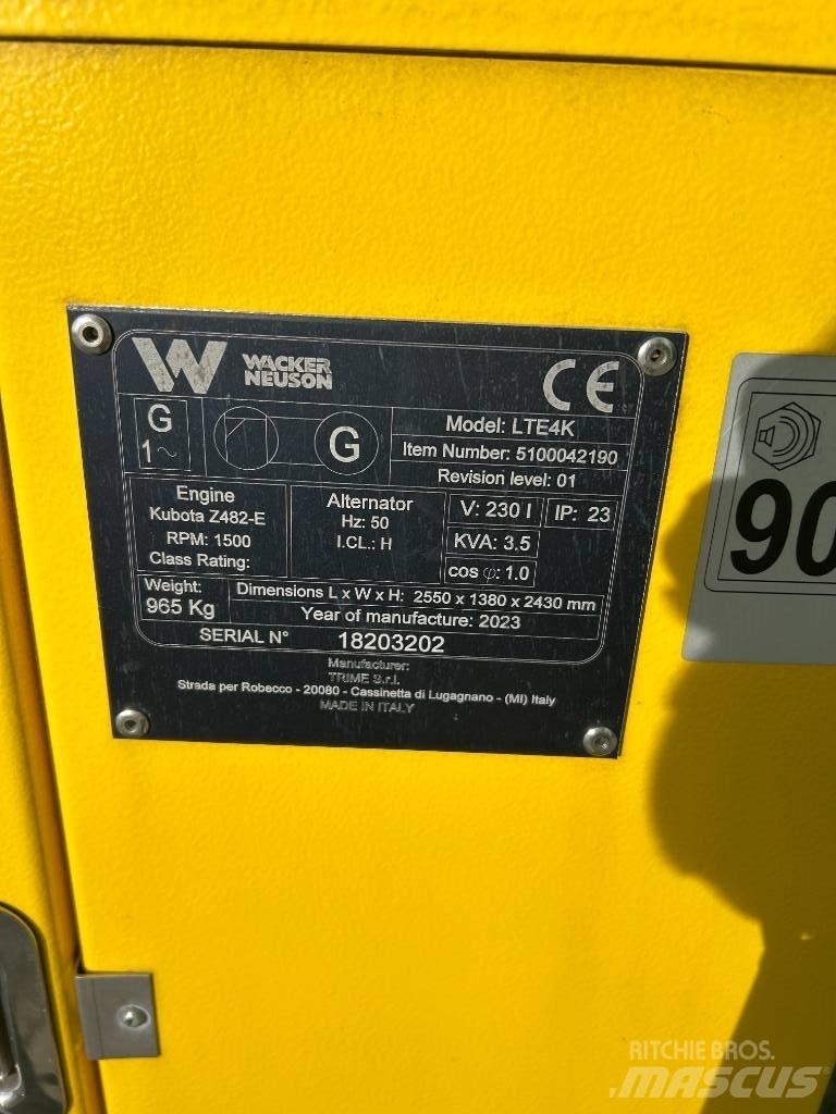 Wacker Neuson LTE4K 拖车式灯塔