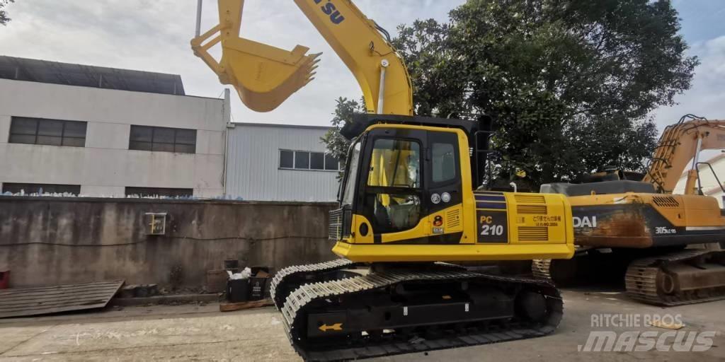 Komatsu PC 210 履带挖掘机