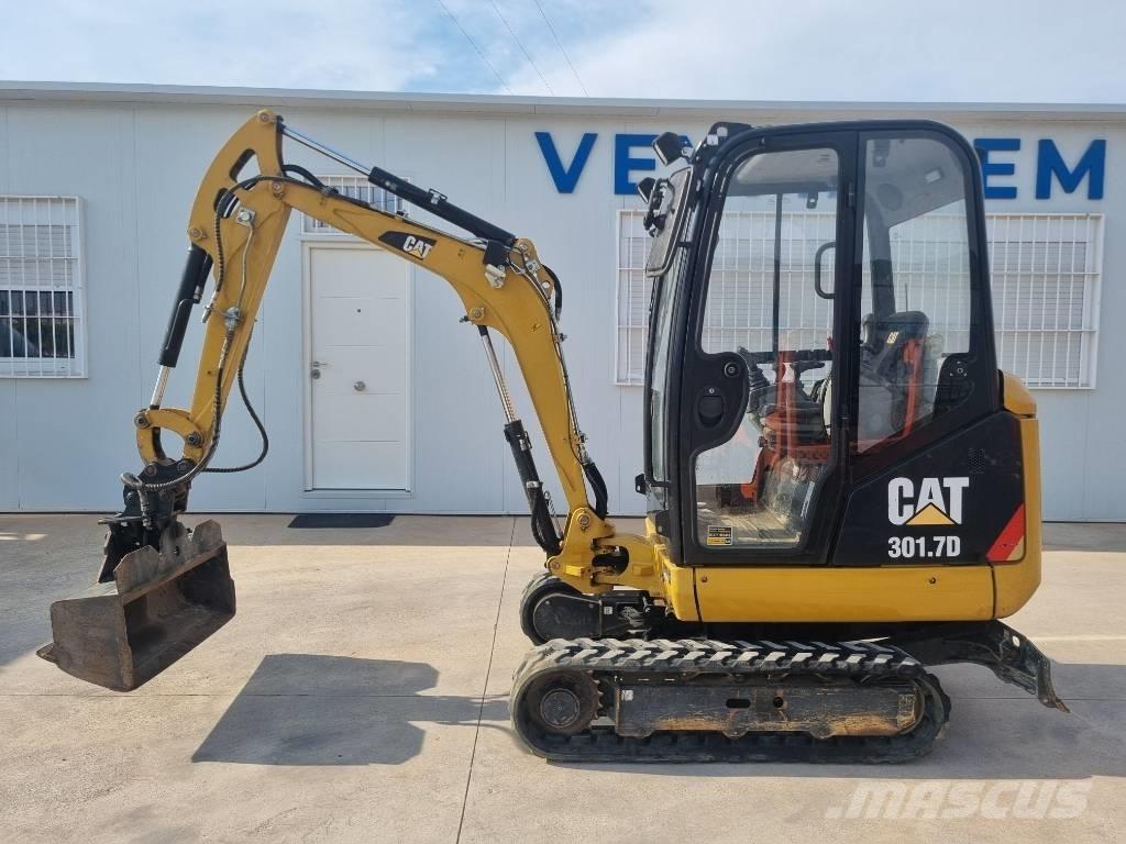 CAT 301.7 D 小型挖掘机