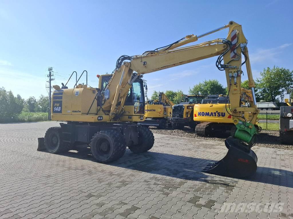 Komatsu PW 148-10 轮式挖掘机