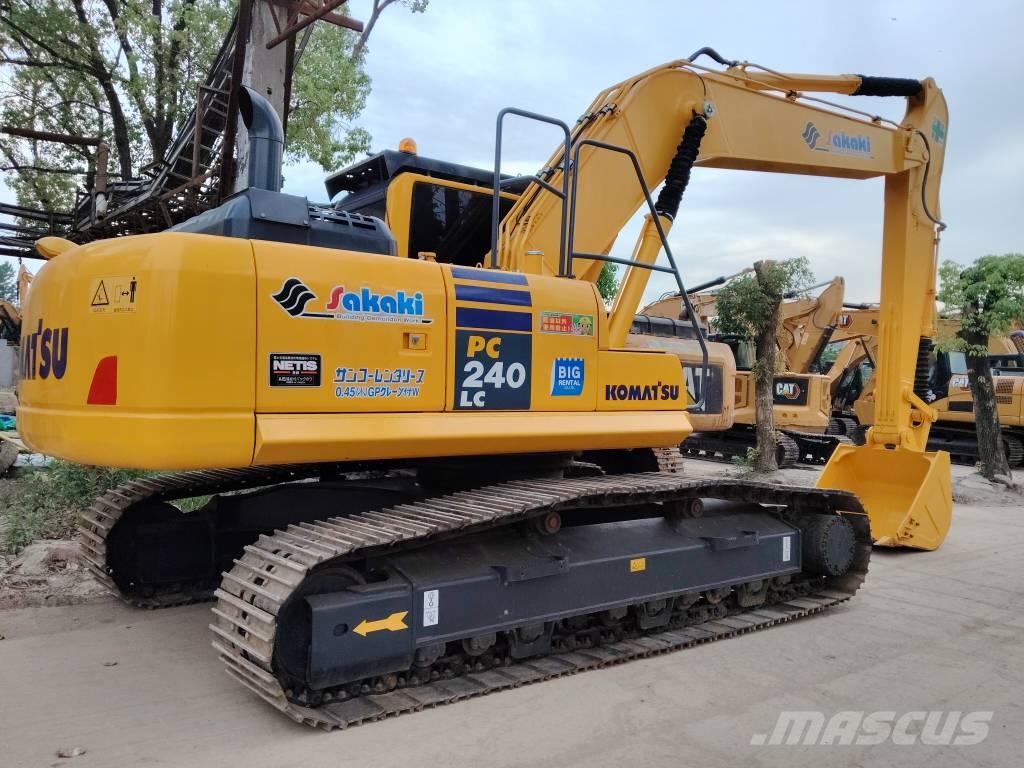 Komatsu PC 240 履带挖掘机