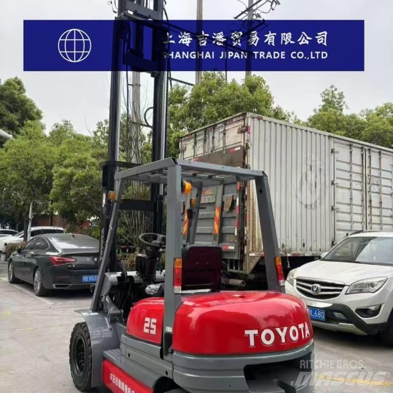 Toyota FD 25 柴油叉车