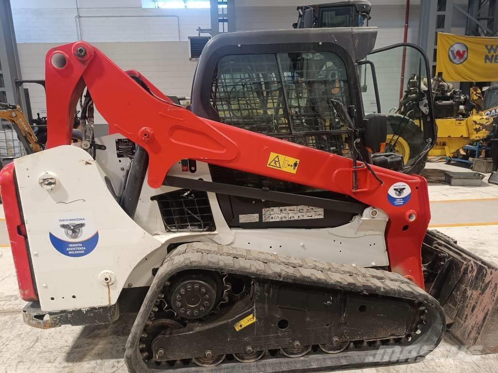 Bobcat T 590 滑移装载机