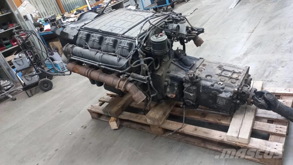 Deutz F8L413F 发动机