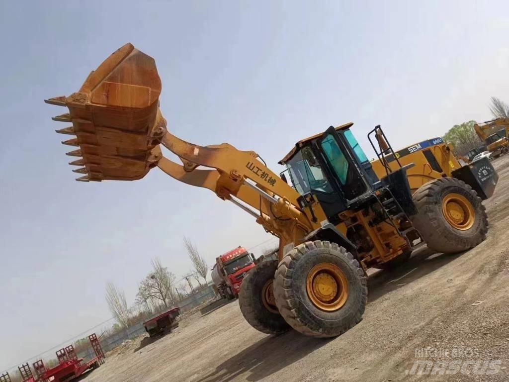 SEM 660D 轮式装载机