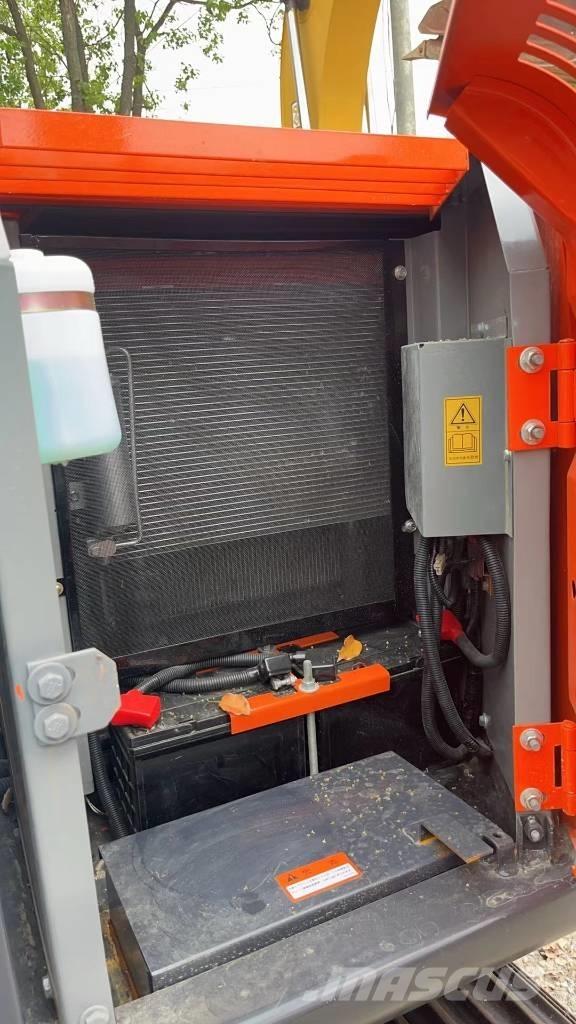 Hitachi ZX 70 小型挖掘机