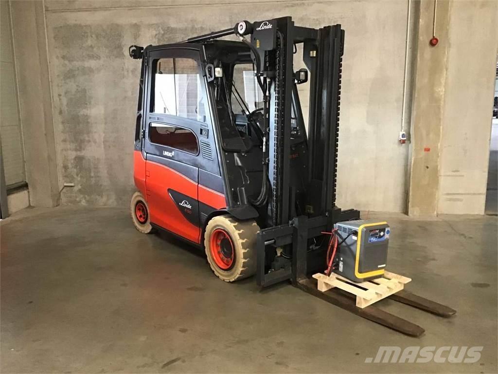 Linde E50HL 电动叉车